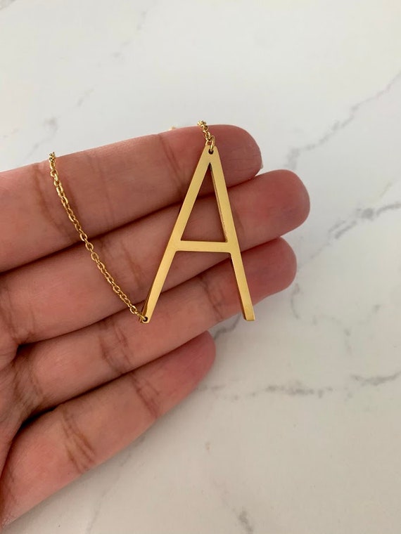 initial-ketting-045ucd-1.jpg initial ketting - Afbeelding 1