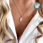 maansteen ketting